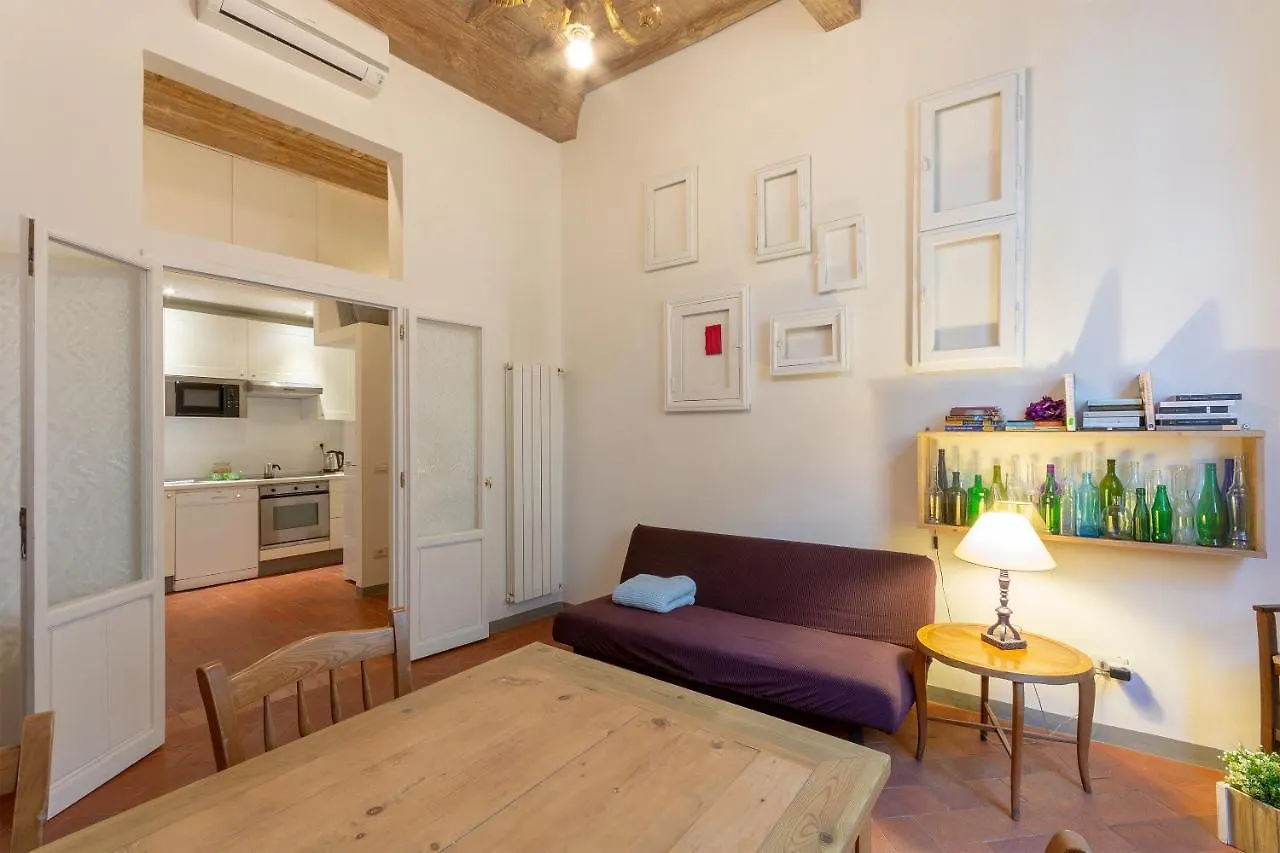 Sant'Agostino Apartments Florence