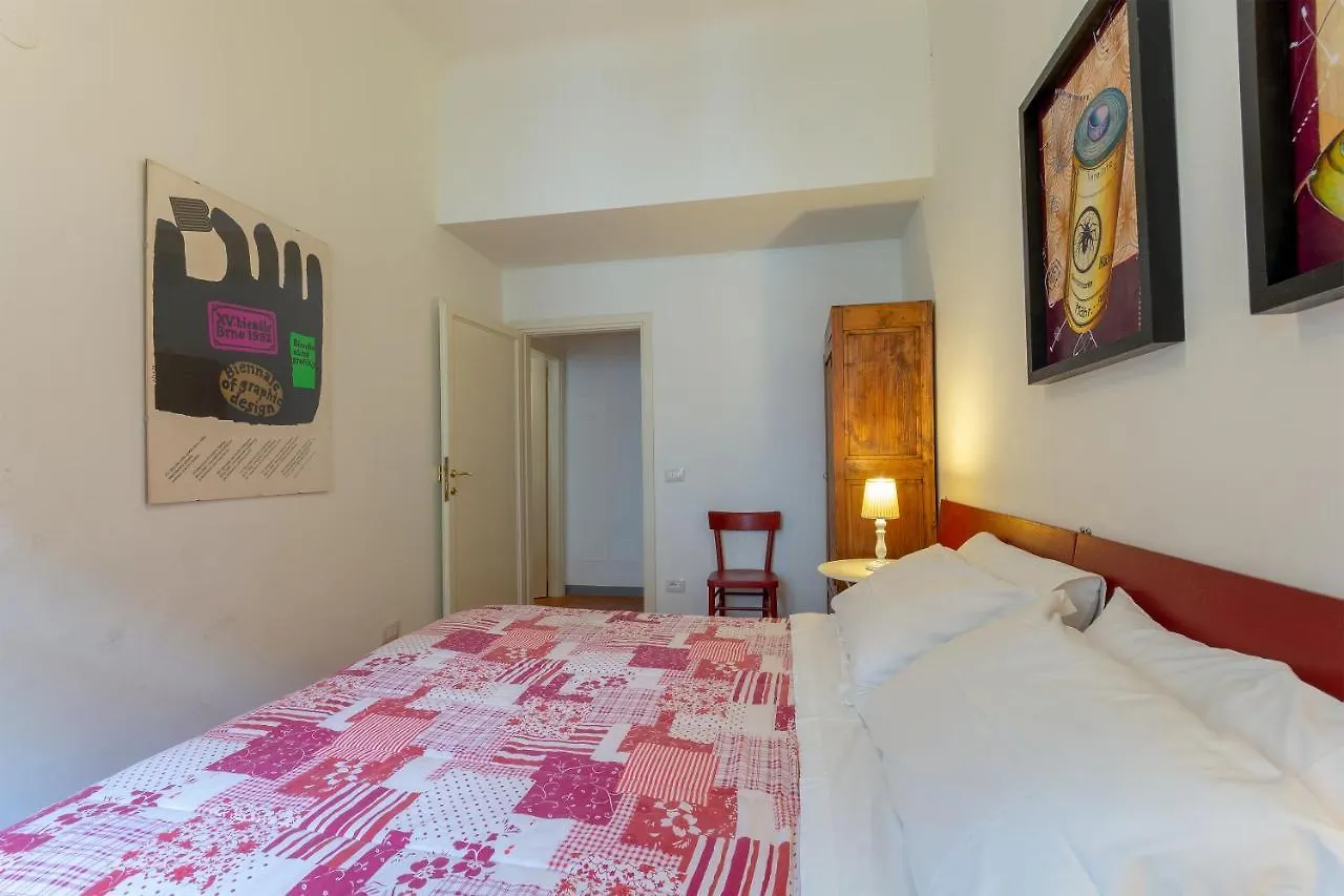 Sant'Agostino Apartments Florence